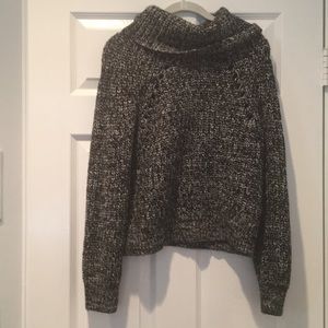 Kendall & Kylie Size XS Sweater
